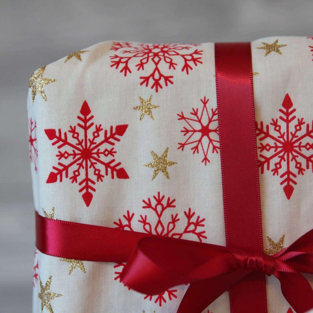 Geschenkbeutel aus Stoff zu Weihnachten als Alternative zu Geschenkpapier