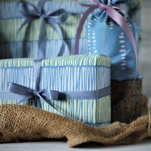 nachhaltig Geschenke verpacken mit den Geschenkbeuteln aus Stoff