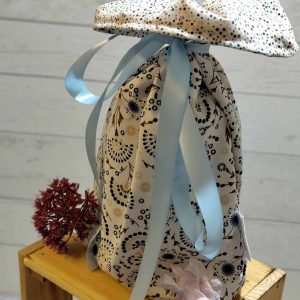 Geschenkbeutel aus Stoff, wiedervendabre, nachhaltige Alternative zu Geschenkpapier