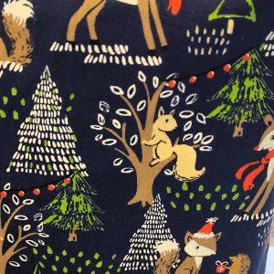 Waldgeflüster, Weihnachtsmotiv mit Waldtieren in blau und innen grüne Blätter