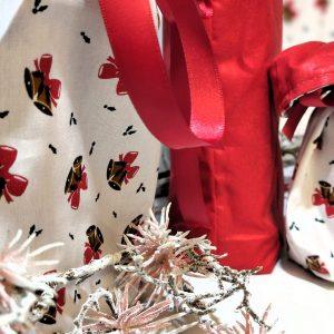 Geschenkbeutel aus Stoff mit Weihnachtsmuster