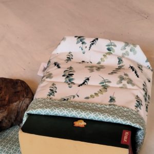 Geschenkverpackung aus Stoff als Alternative zu Geschenkpapier