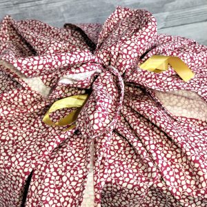 Geschenktuch als alternative Geschenkverpackung